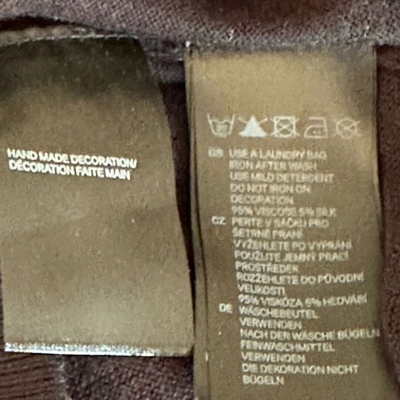 H&M Women’s Beaded Peter Pan Collar Lightweight Holiday Sweater Black XS - Picture 7 of 7